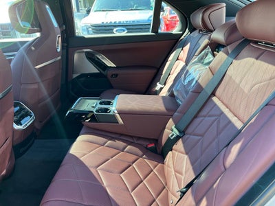 2026 BMW i7 eDrive50