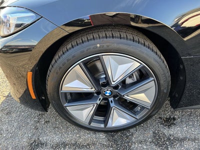 2025 BMW i4 xDrive40