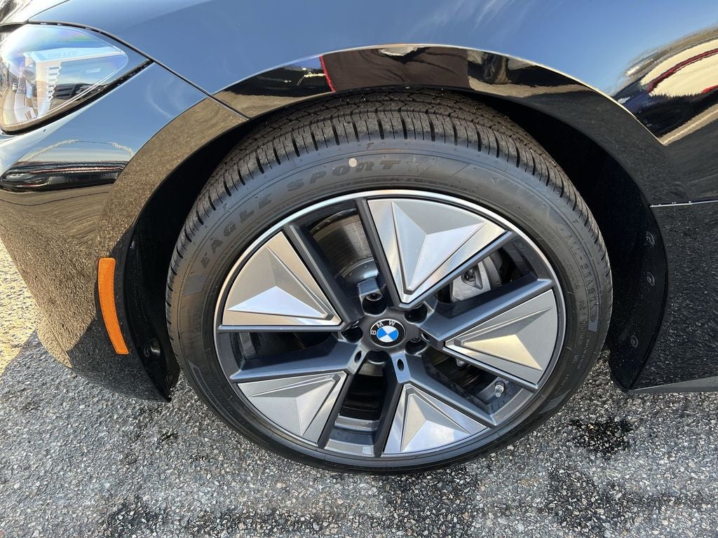 2025 BMW i4 xDrive40