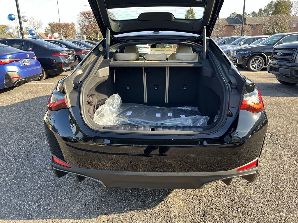 2025 BMW i4 xDrive40