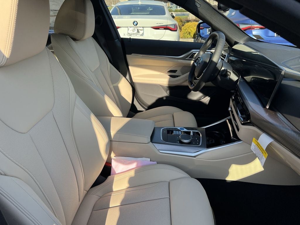 2025 BMW i4 xDrive40