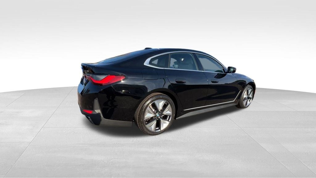 2025 BMW i4 xDrive40