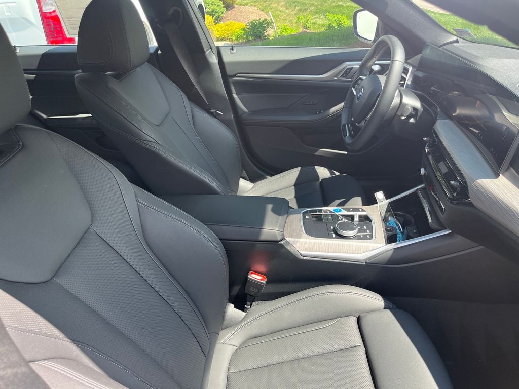 2025 BMW i4 xDrive40