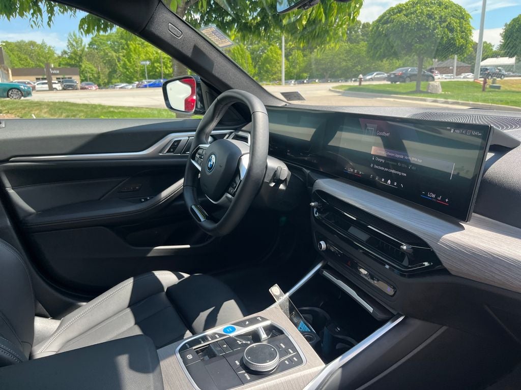 2025 BMW i4 xDrive40