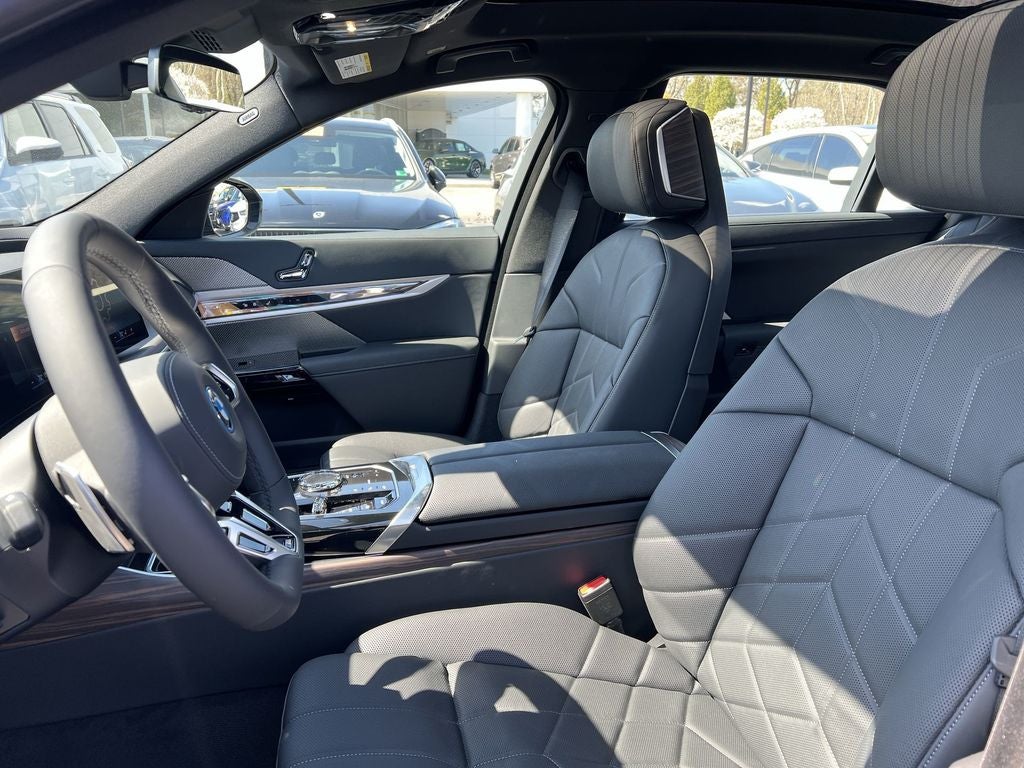 2025 BMW i7 xDrive60