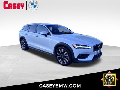 2021 Volvo V60 Cross Country T5
