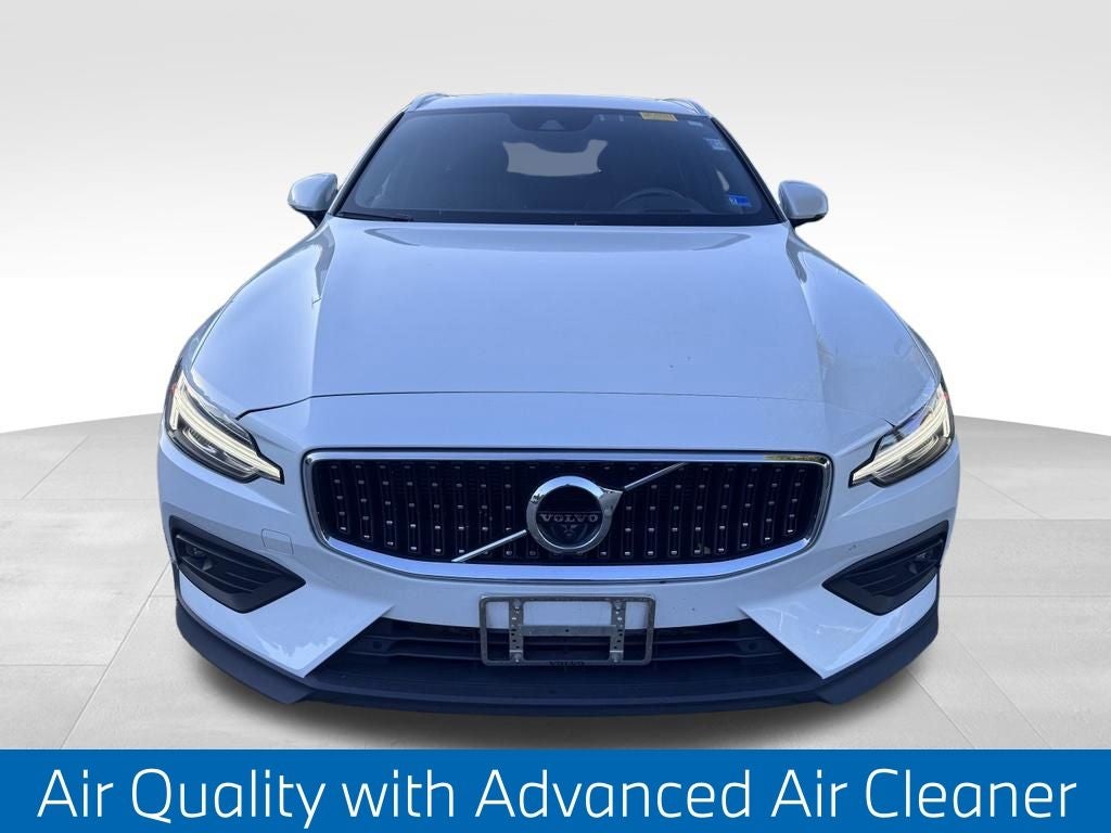 2021 Volvo V60 Cross Country T5