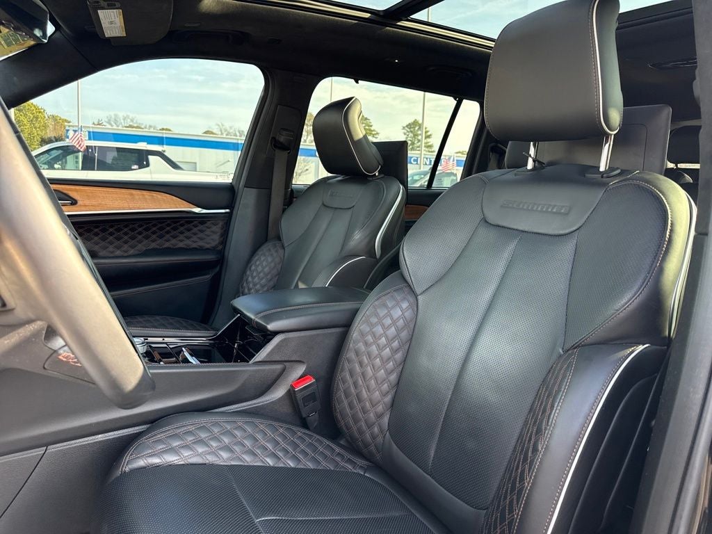 2023 Jeep Grand Cherokee L Summit