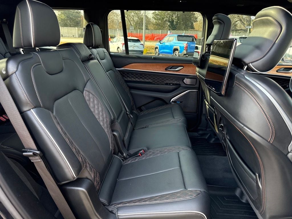 2023 Jeep Grand Cherokee L Summit