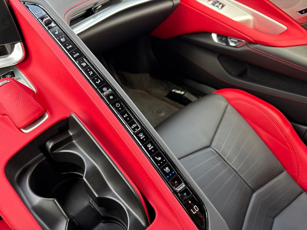 2025 Chevrolet Corvette Stingray 2LT