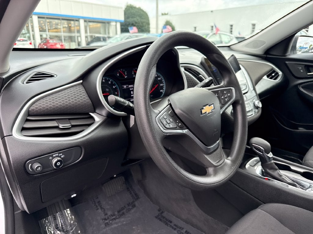 2023 Chevrolet Malibu LS 1FL