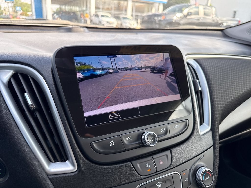 2024 Chevrolet Malibu LS 1FL
