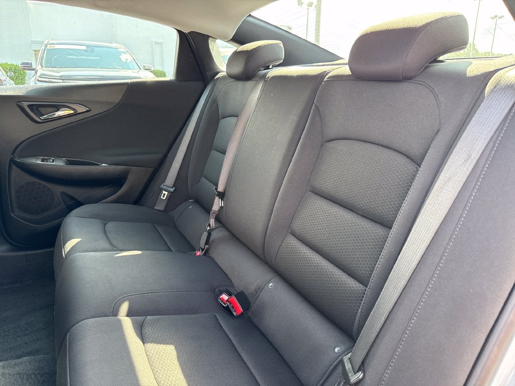 2024 Chevrolet Malibu LS 1FL