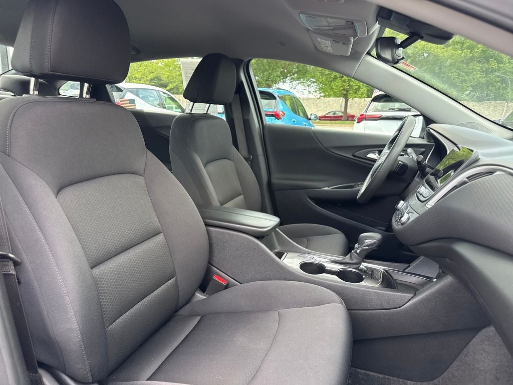 2025 Chevrolet Malibu LT 1LT