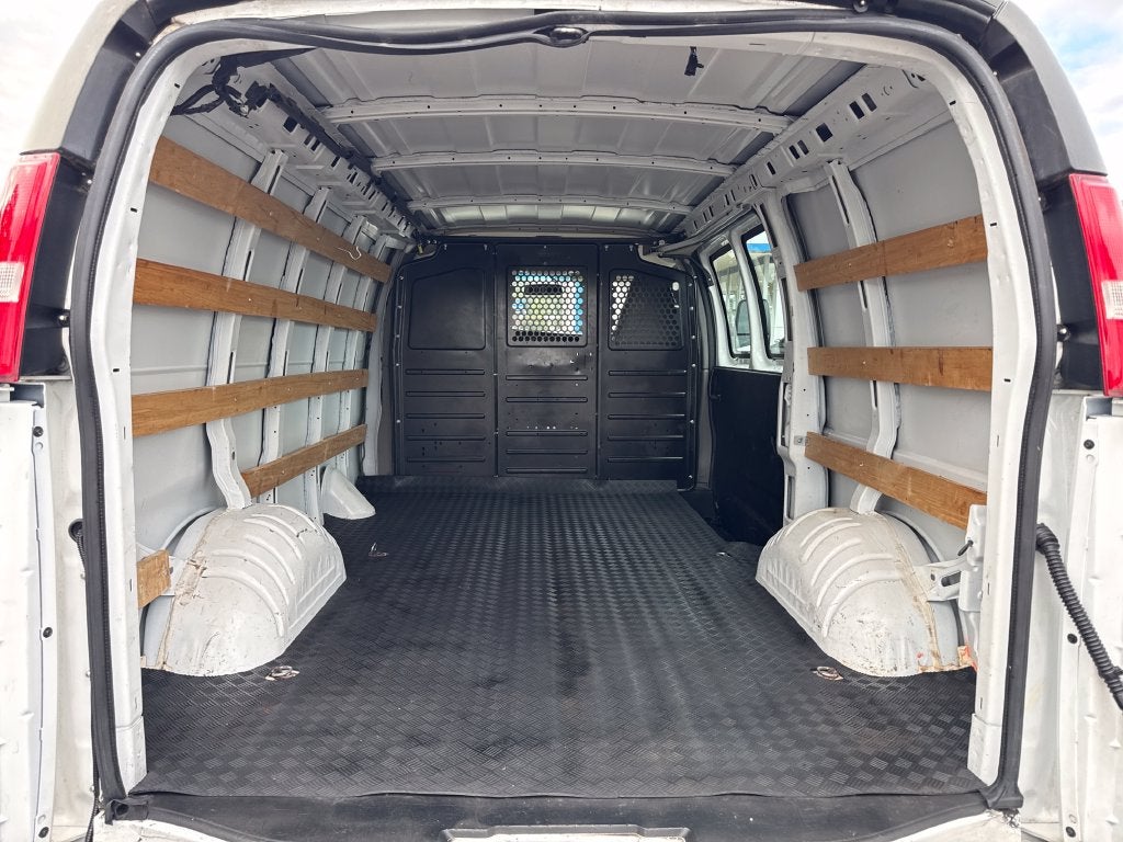 2019 Chevrolet Express 2500 Work Van Cargo