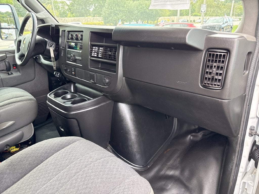 2019 Chevrolet Express 2500 Work Van Cargo
