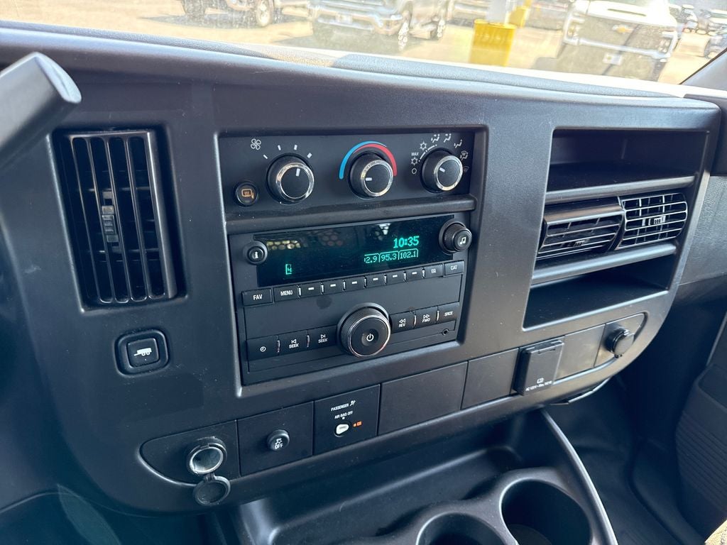 2024 Chevrolet Express 2500 Work Van Cargo
