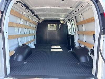 2024 Chevrolet Express 2500 Work Van Cargo