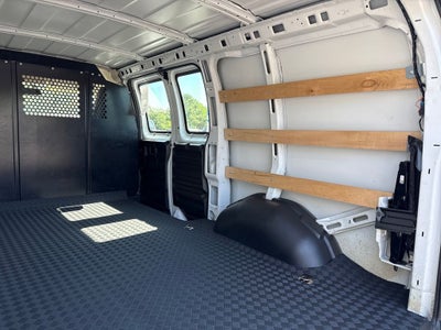 2024 Chevrolet Express 2500 Work Van Cargo