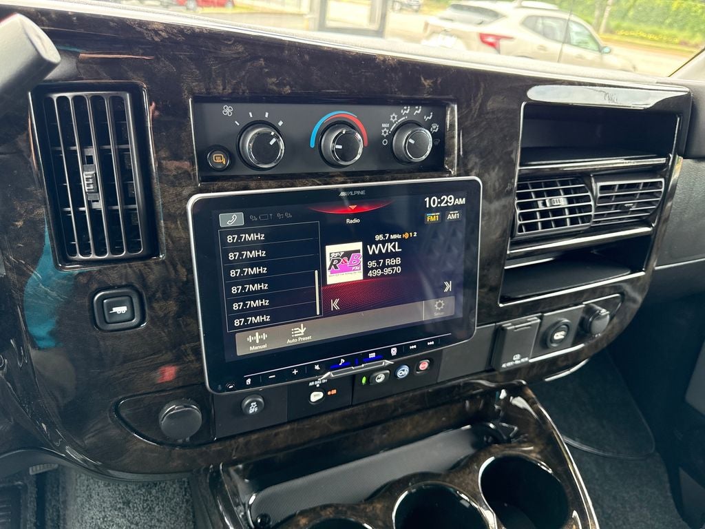 2023 Chevrolet Express 2500 Work Van Cargo