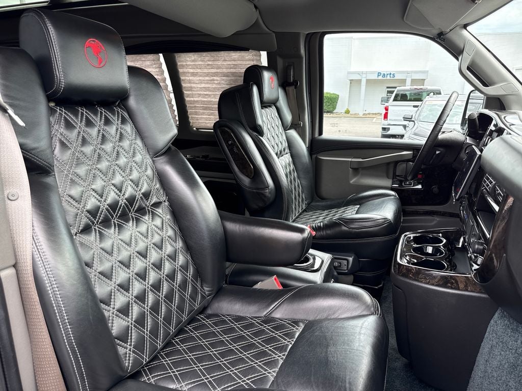 2023 Chevrolet Express 2500 Work Van Cargo