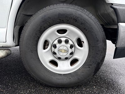 2024 Chevrolet Express 2500 Work Van Cargo
