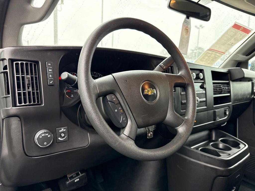 2024 Chevrolet Express 2500 Work Van Cargo