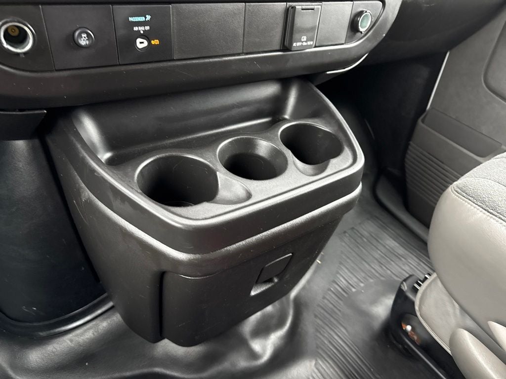 2024 Chevrolet Express 2500 Work Van Cargo