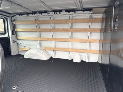 2024 Chevrolet Express 2500 Work Van Cargo