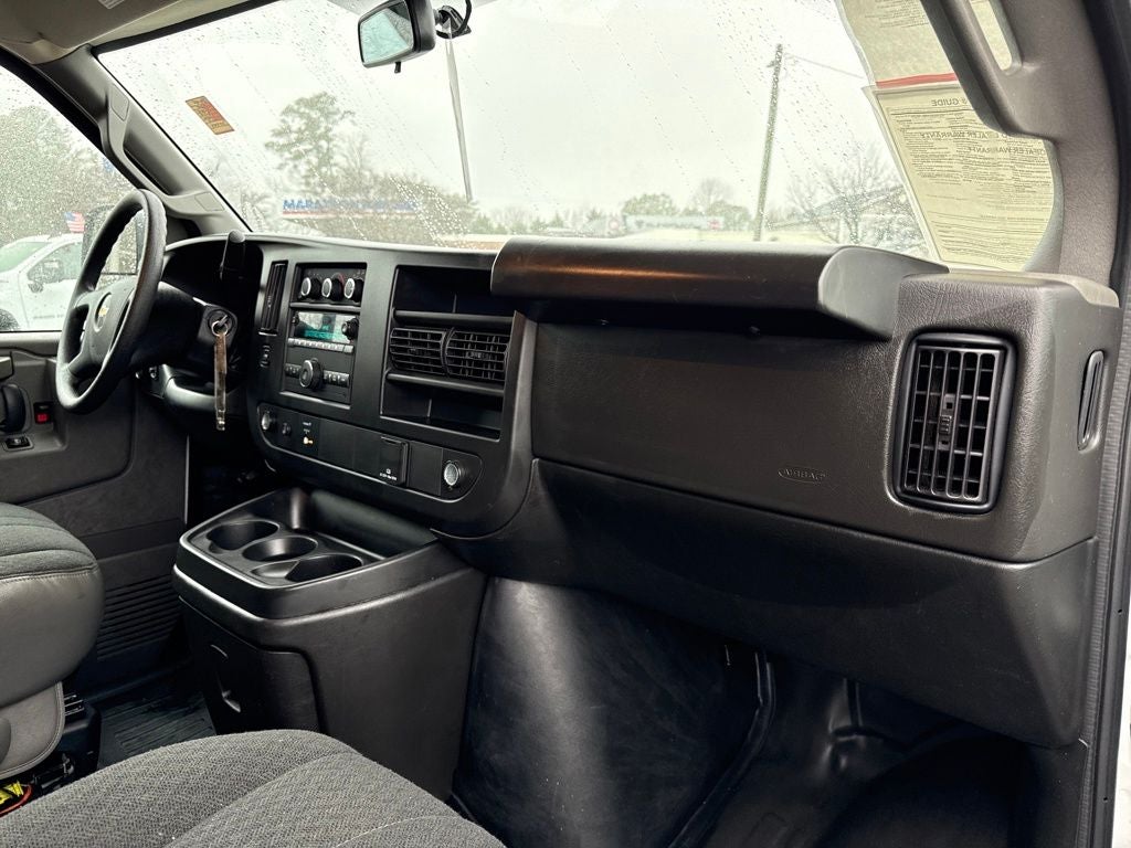 2024 Chevrolet Express 2500 Work Van Cargo