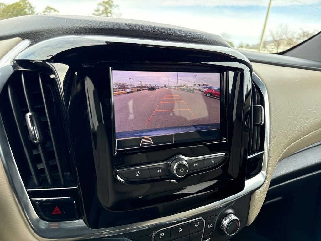 2023 Chevrolet Traverse LS