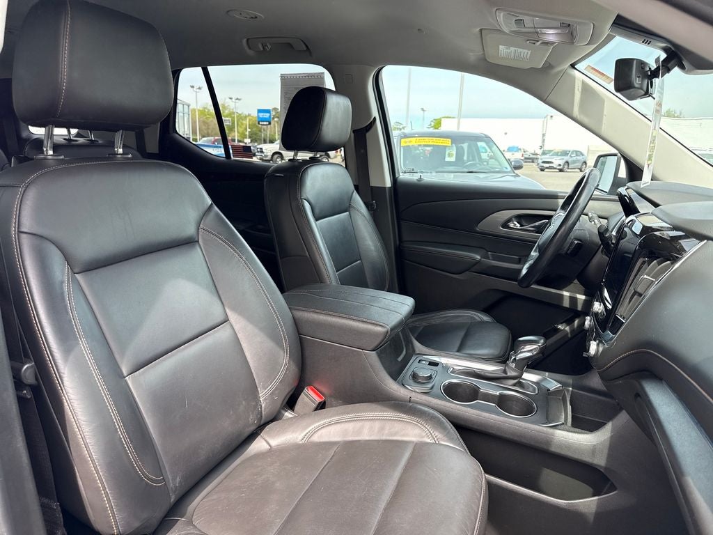 2021 Chevrolet Traverse RS
