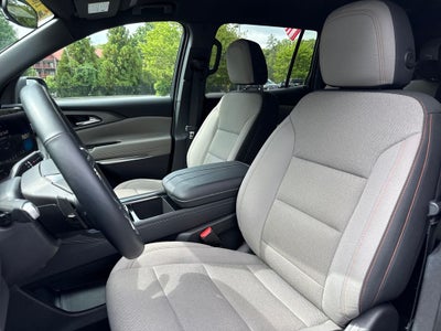 2025 Chevrolet Traverse LT 2LT