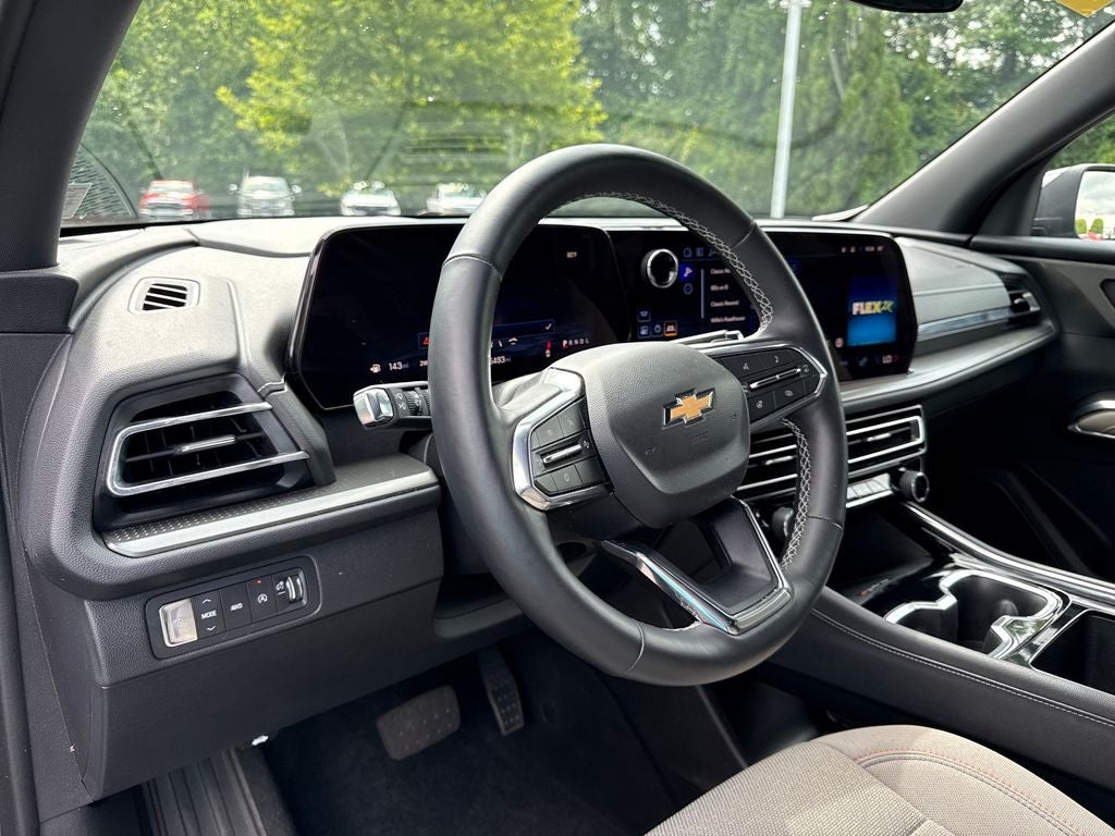 2025 Chevrolet Traverse LT 2LT