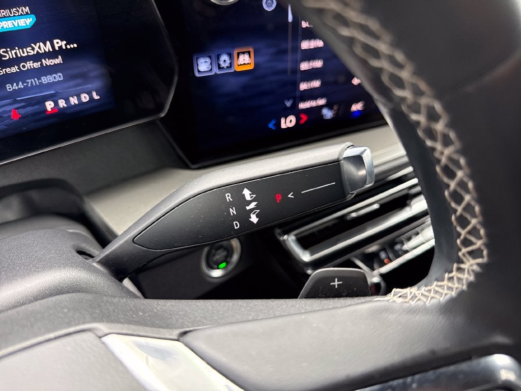 2025 Chevrolet Traverse LT 2LT