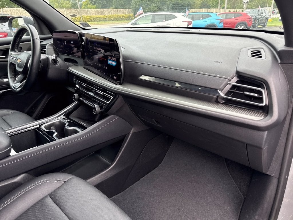 2025 Chevrolet Traverse LT 2LT