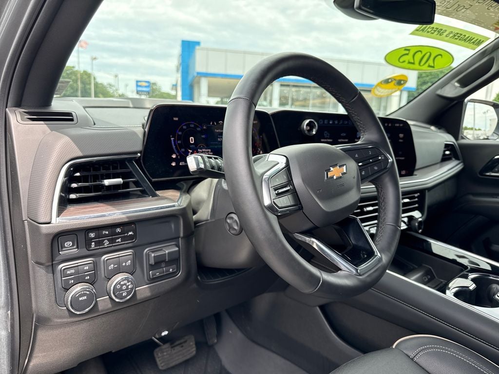 2025 Chevrolet Suburban Premier