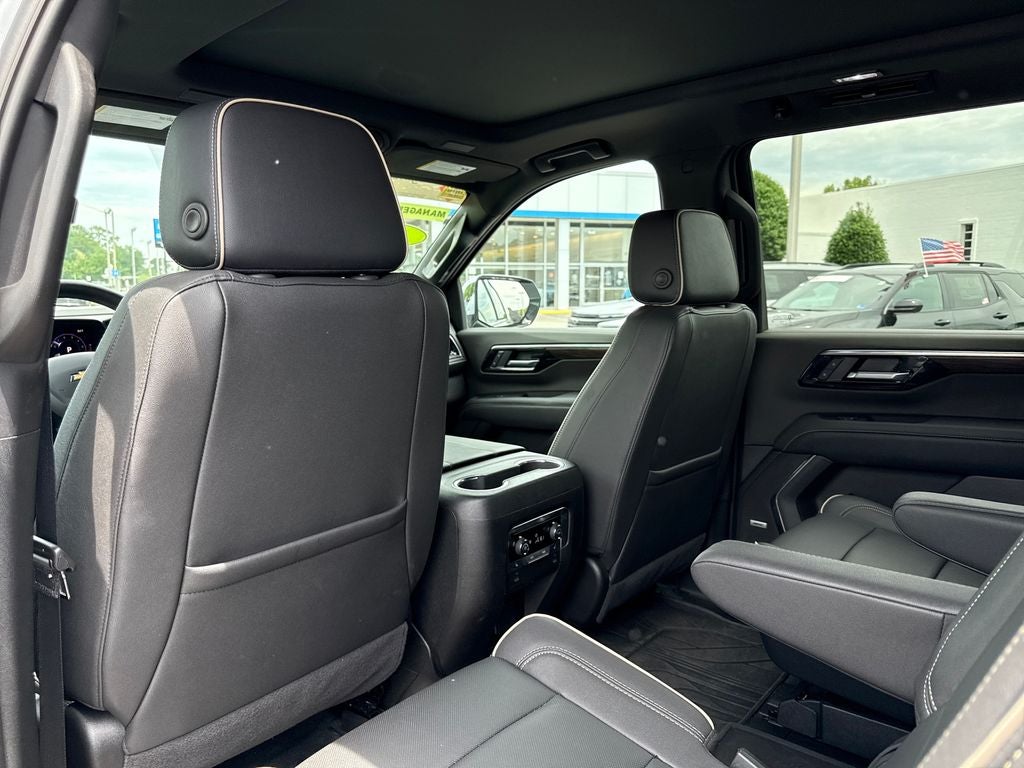 2025 Chevrolet Suburban Premier