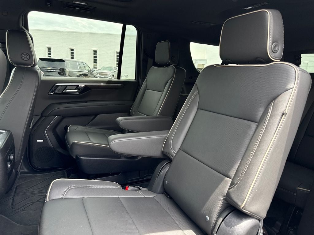 2025 Chevrolet Suburban Premier