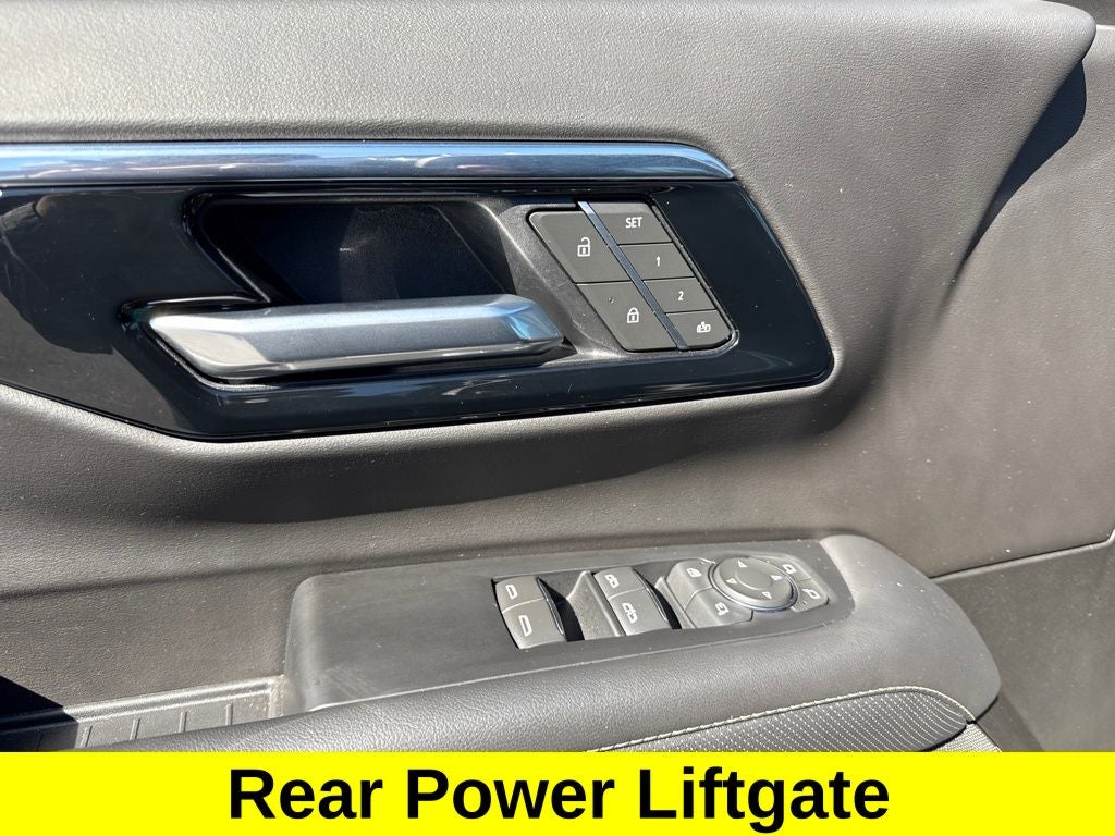 2025 Chevrolet Suburban Premier