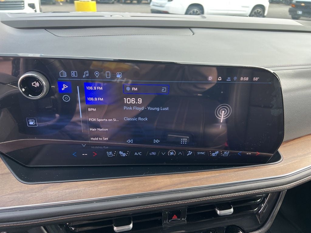 2025 Chevrolet Suburban High Country