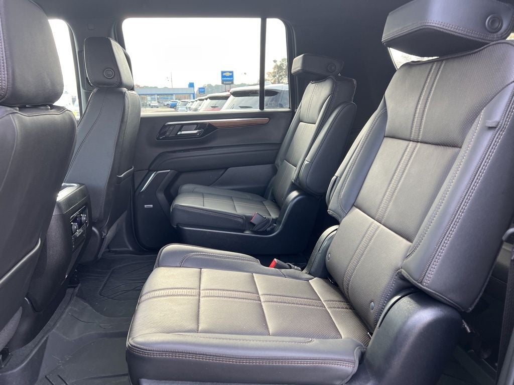 2025 Chevrolet Suburban High Country