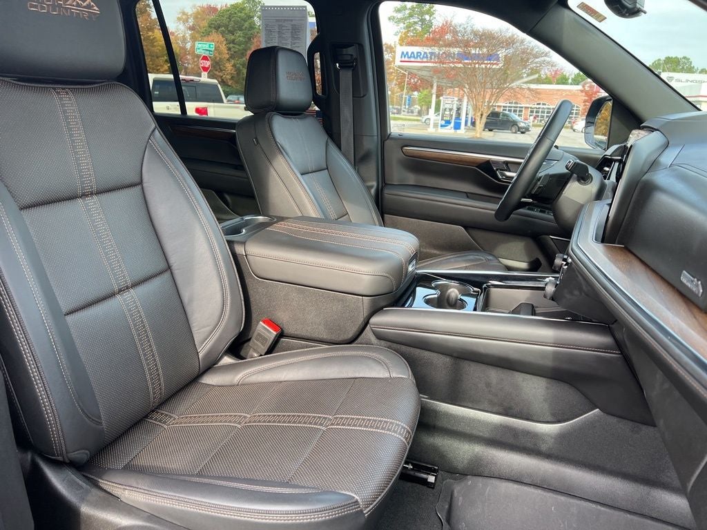 2025 Chevrolet Suburban High Country