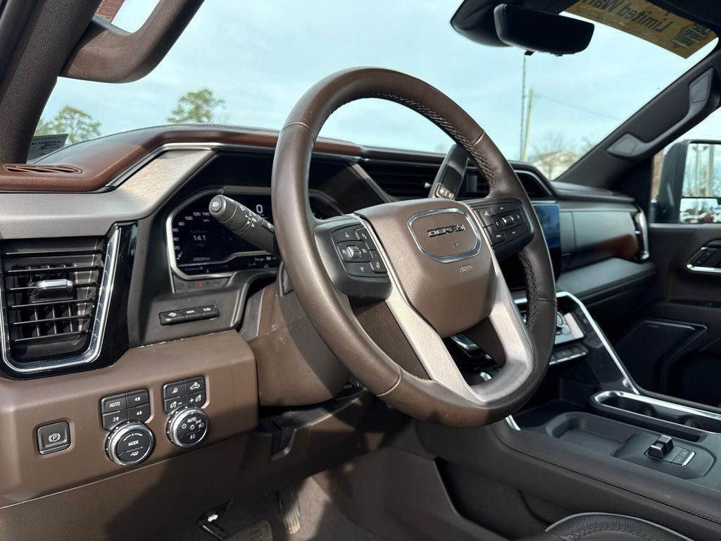 2024 GMC Sierra 3500HD Denali