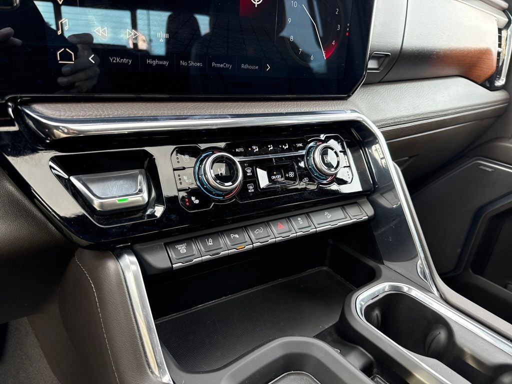 2024 GMC Sierra 3500HD Denali