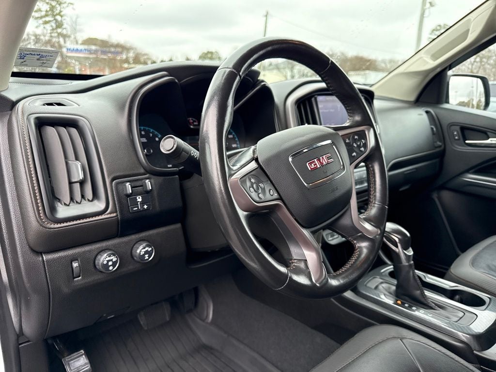 2022 GMC Canyon AT4 w/Leather