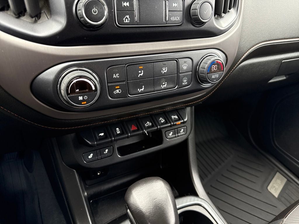 2022 GMC Canyon AT4 w/Leather