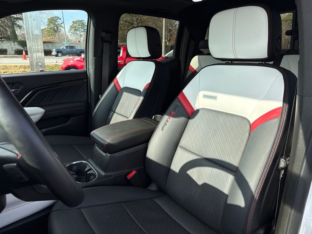 2024 GMC Canyon AT4X