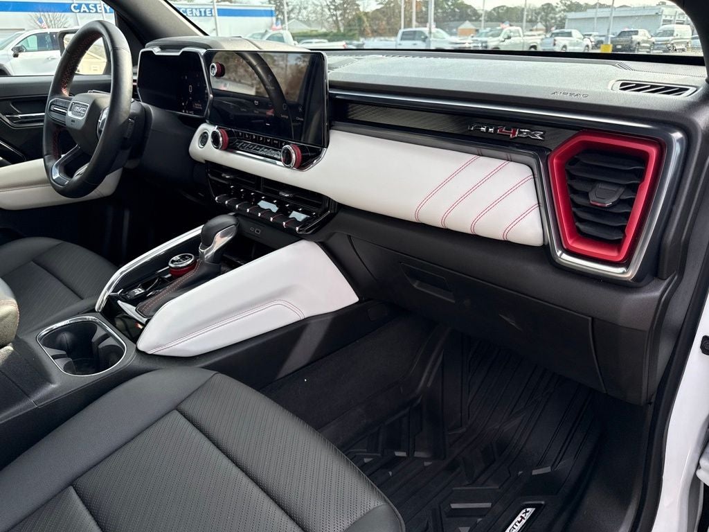 2024 GMC Canyon AT4X