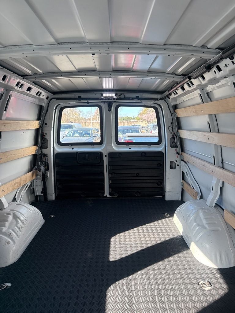 2024 GMC Savana 2500 Work Van